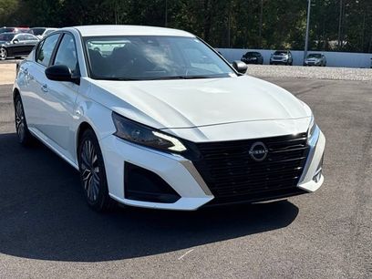 Used 2025 Nissan Altima 2.5 SV