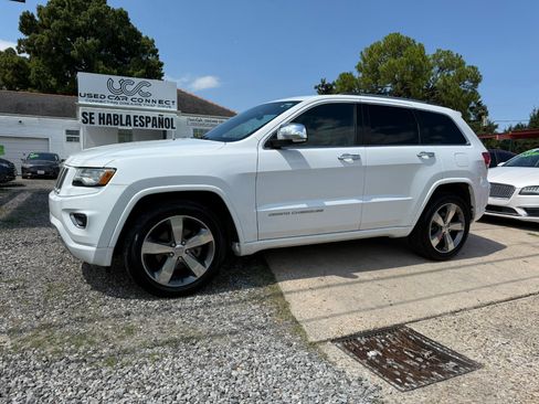 Used 2014 Jeep Grand Cherokee Overland image 2