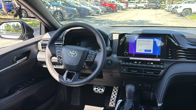 Used 2026 Toyota Camry SE FWD image 14