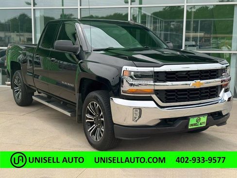 Used 2017 Chevrolet Silverado 1500 LT w/ All Star Edition AWD/4WD image 1