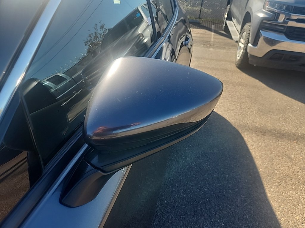 Used 2019 MAZDA MAZDA3 Sedan w/ Premium Package FWD image 6