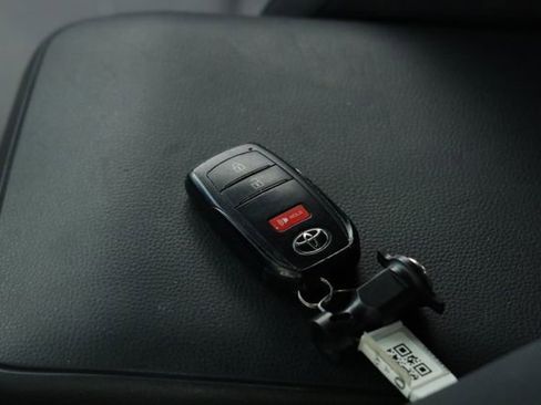 Used 2024 Toyota Tacoma SR5 image 30