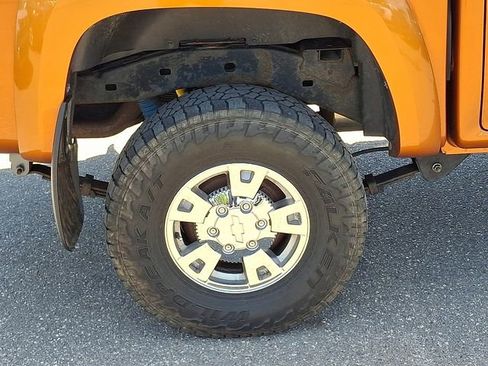 Used 2007 Chevrolet Colorado LT w/ LT Preferred Equipment Group AWD/4WD image 24