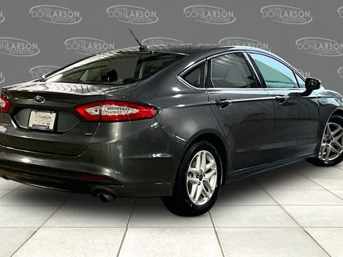 Used 2016 Ford Fusion SE FWD image 7