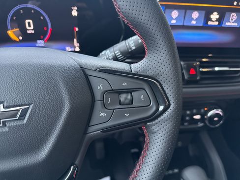 New 2025 Chevrolet TrailBlazer RS w/ Convenience Package image 31