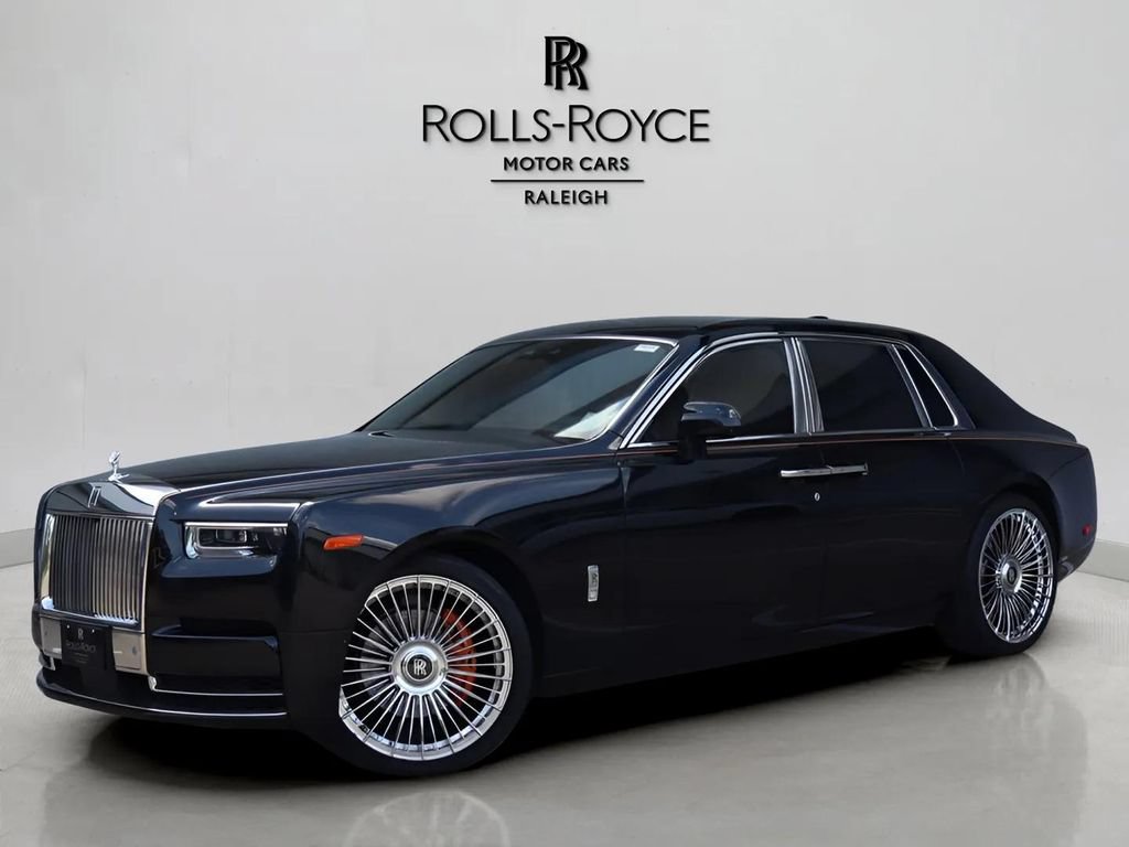 Used 2024 Rolls-Royce Phantom Sedan w/ The Phantom Package RWD image 1