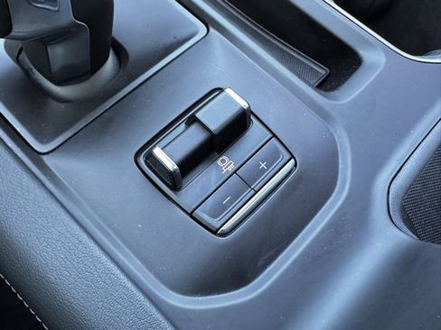 Used 2023 GMC Sierra 1500 Denali w/ Technology Package image 18