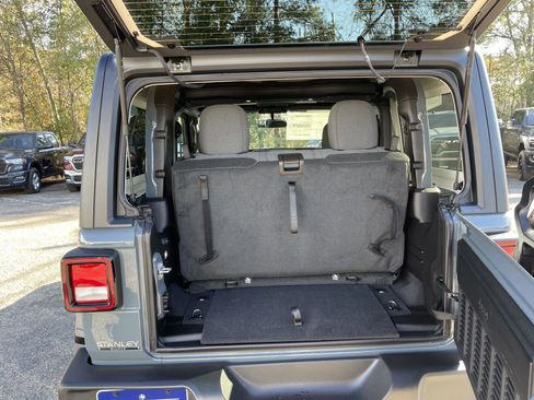 New 2026 Jeep Wrangler Sport image 34