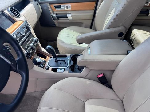 Used 2012 Land Rover LR4 AWD/4WD image 29