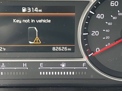 Used 2022 Kia Sorento EX FWD image 6