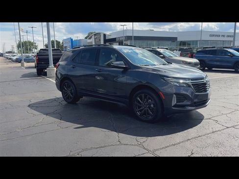 Certified 2023 Chevrolet Equinox RS AWD/4WD image 2
