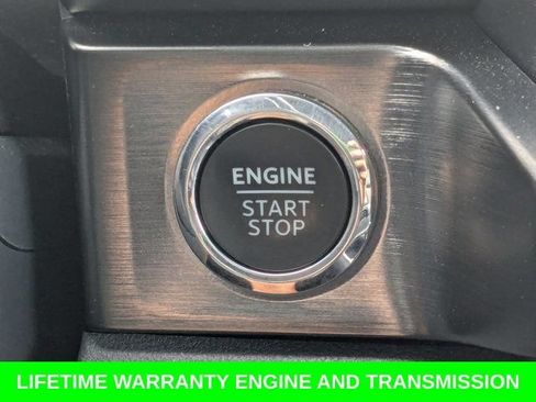 Used 2024 Ford F250 Lariat AWD/4WD image 29