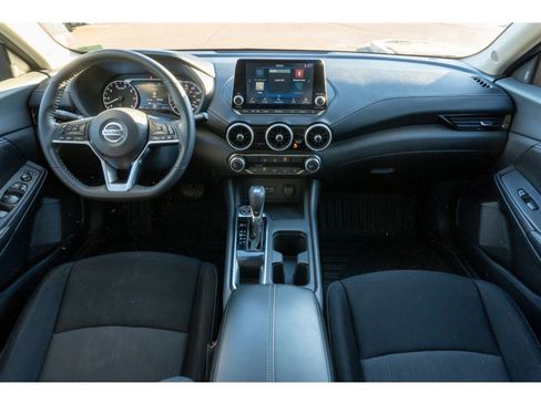 Used 2022 Nissan Sentra SV image 17