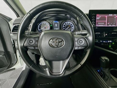 Used 2024 Toyota Camry SE w/ Convenience Package FWD image 15