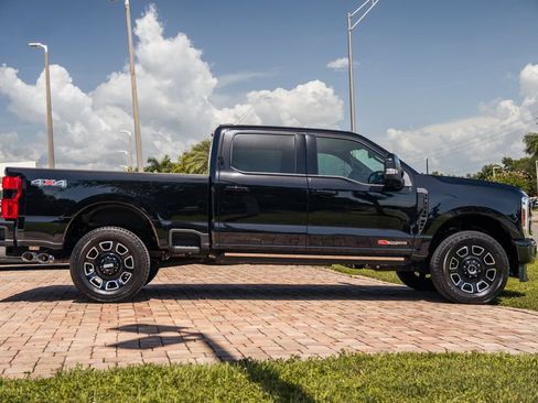 Used 2026 Ford F250 Platinum AWD/4WD image 6