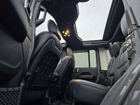 Used 2023 Jeep Wrangler Rubicon 392 image 50