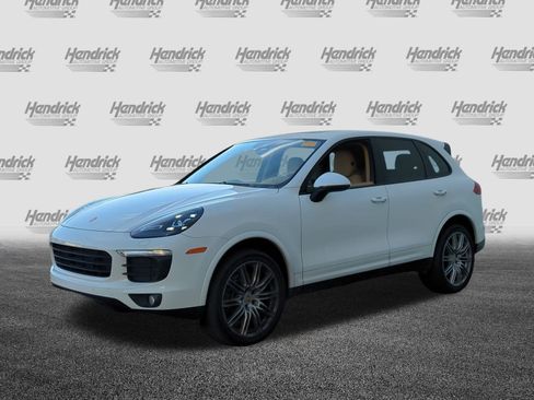 Used 2017 Porsche Cayenne Platinum Edition image 5