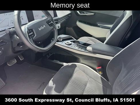 Used 2023 Kia EV6 GT-Line w/ GT-Line Suede Seat Package AWD/4WD image 18