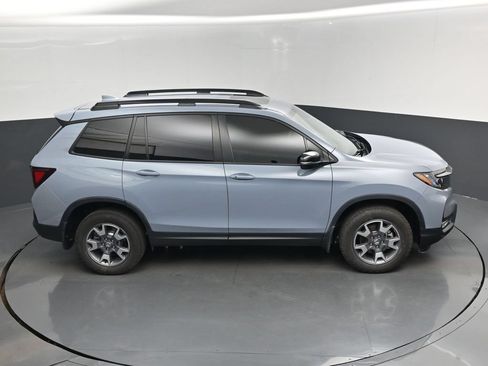 Used 2023 Honda Passport TrailSport image 13