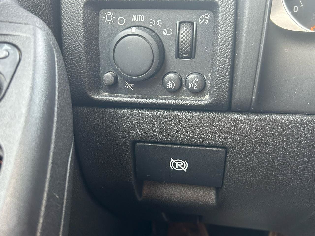 Used 2008 HUMMER H3 Luxury AWD/4WD image 27