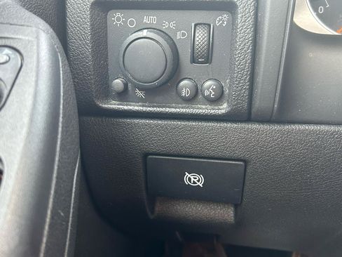 Used 2008 HUMMER H3 Luxury AWD/4WD image 27