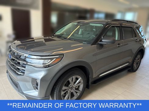 Used 2025 Ford Explorer Active w/ Active Comfort Package AWD/4WD image 4