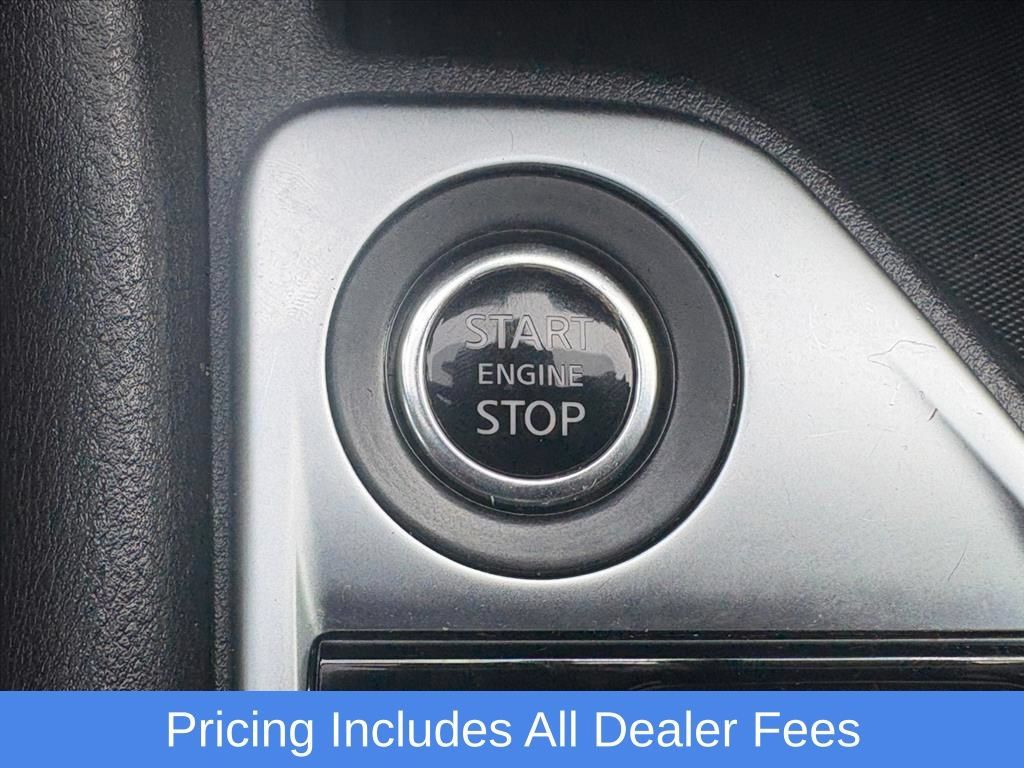 Used 2024 Nissan Sentra SR FWD image 13