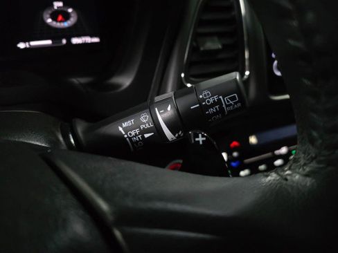 Used 2019 Honda HR-V Touring image 23