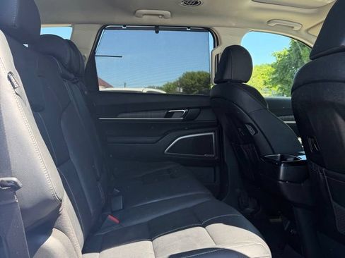 Used 2024 Kia Telluride EX AWD/4WD image 10