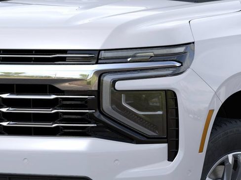 New 2026 Chevrolet Suburban LT RWD image 10