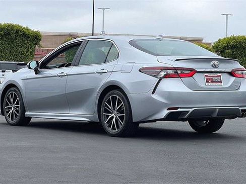 Certified 2021 Toyota Camry SE FWD image 7