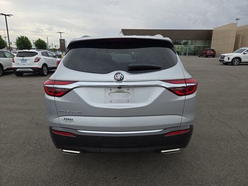 Used 2020 Buick Enclave Essence FWD image 7