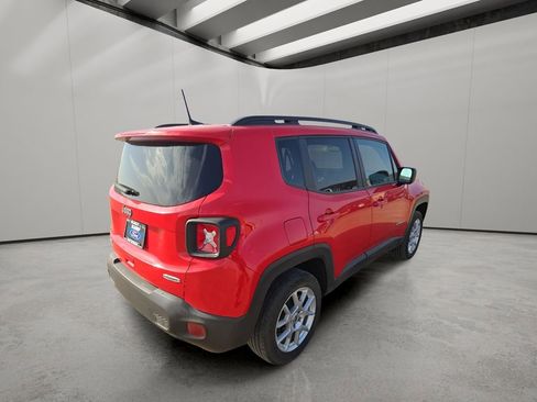 Used 2022 Jeep Renegade Latitude w/ Convenience Group image 5