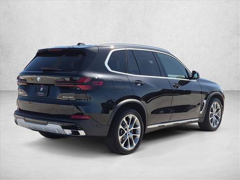 Used 2026 BMW X5 xDrive40i AWD/4WD image 5