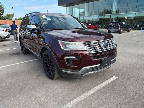 Used 2018 Ford Explorer Platinum AWD/4WD image 1