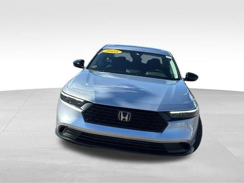 Used 2025 Honda Accord SE image 2