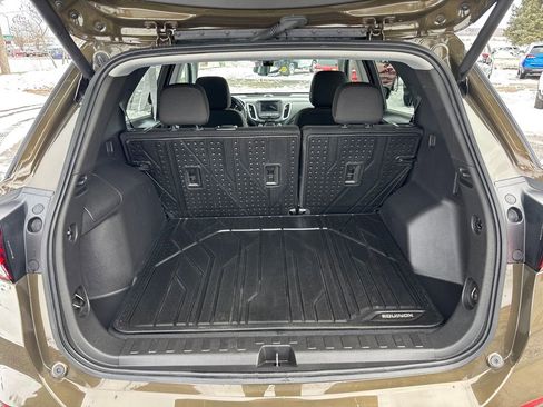 Used 2024 Chevrolet Equinox LT w/ LPO, Floor Liner Package AWD/4WD image 18