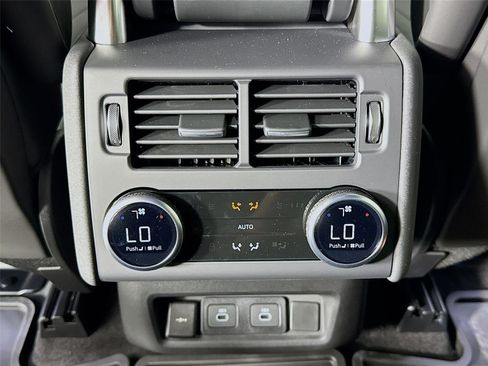 New 2026 Land Rover Discovery Dynamic SE AWD/4WD image 27