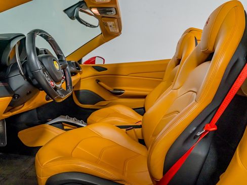 Certified 2017 Ferrari 488 Spider RWD image 27