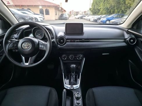 Used 2018 Toyota Yaris iA image 22