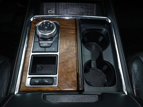 Used 2019 Ford Expedition Max Platinum image 30