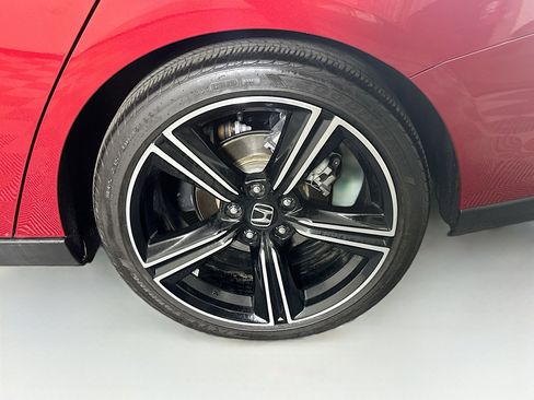 Used 2024 Honda Accord Sport image 11