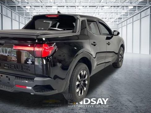 Used 2026 Hyundai Santa Cruz SE AWD/4WD image 9