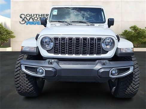 New 2024 Jeep Gladiator Sport image 8