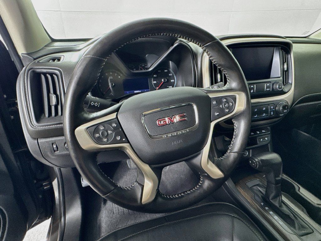 Used 2020 GMC Canyon Denali RWD image 11