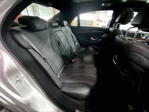 Used 2016 Mercedes-Benz S 550 4MATIC Sedan image 30