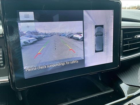 Used 2022 Ford Explorer ST-Line image 19