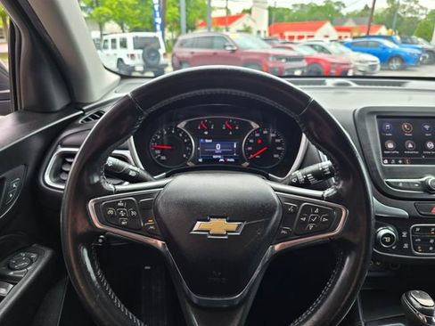 Used 2020 Chevrolet Equinox LT AWD/4WD image 12