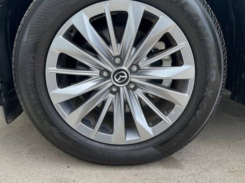 Used 2025 MAZDA CX-90 3.3 Turbo w/ Preferred Package AWD/4WD image 24