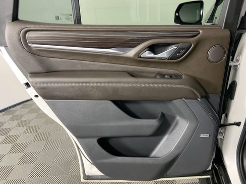 Used 2021 GMC Yukon Denali image 21